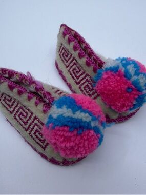 Minas SA Traditional Greek Wool Slippers Baby Size 16 Pink Blue Pom Pom